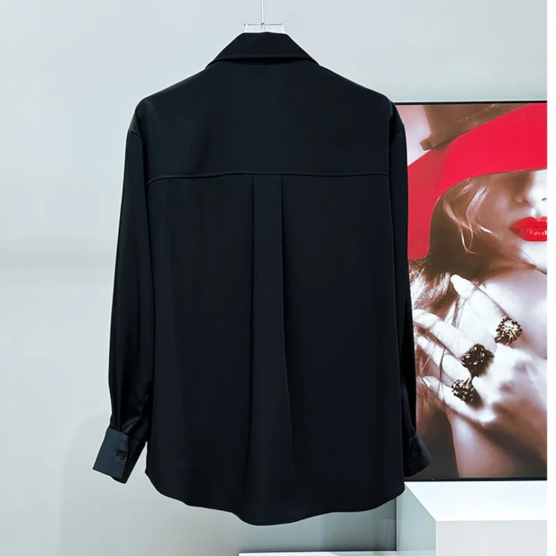 PFHQ المتخصصة تصميم وسادة الكتف التلبيب طوق قميص رجالي بأكمام طويلة العصرية اللؤلؤ 2025 كوريا موضة الذكور بلايز 21E3685