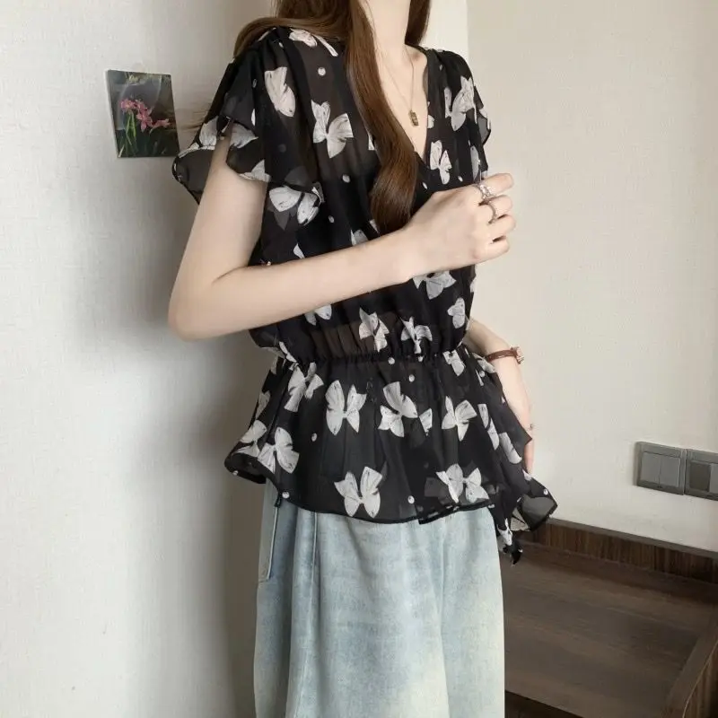 

Women's Asymmetrical Top Waist Cinching 2026 Summer Chiffon V-Neck Puff Sleeve Ruffle Short Sleeve