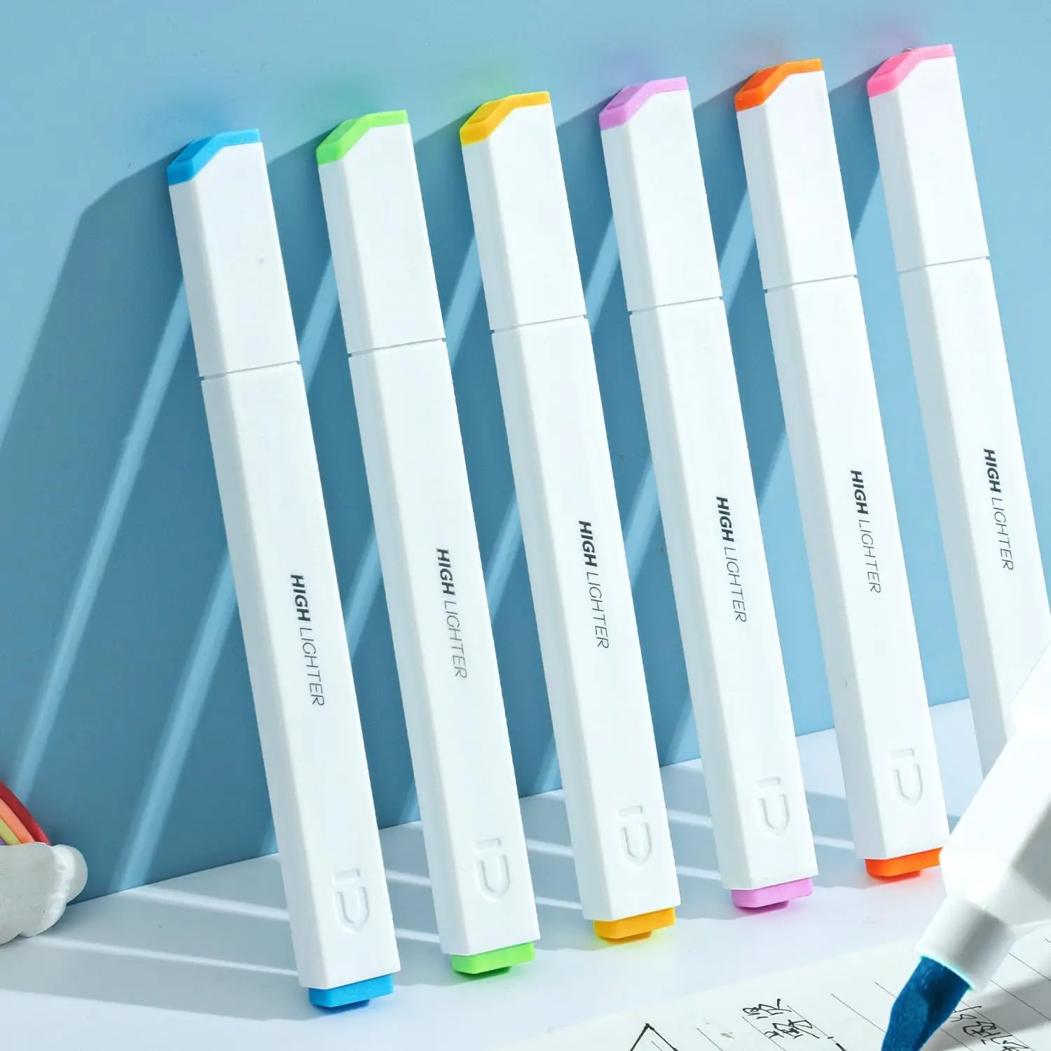 

6 Pastel Highlighters, Quick-Dry No-Bleed Ink, Chisel Tip for Journaling & Office Use
