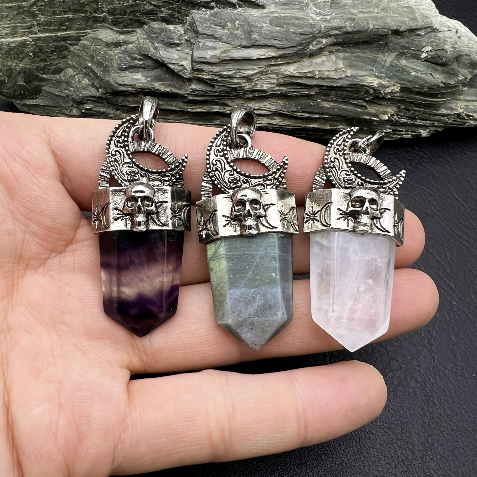10PCS Natural Gems Amethysts Crystal Quartz Tiger Eye Stone Vintage Skull Moon Necklace Pendant MY240519