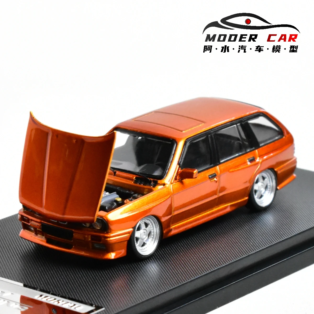 

Mortal 1:64 E30 Adults Hobby Diecast Model Car