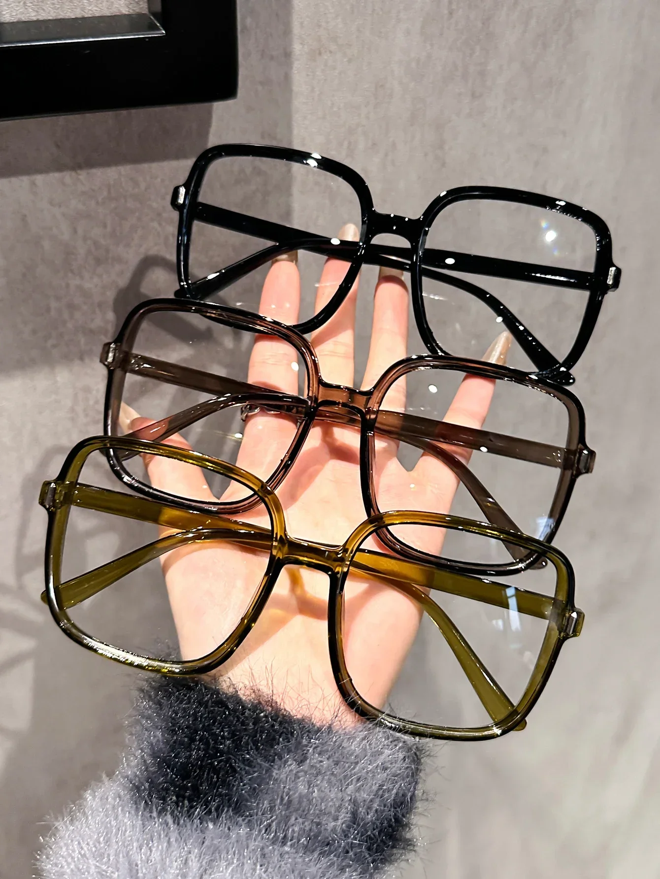 1Pc/3Pcs Fashionable Oversized Square Non-Prescription Glasses with Exquisite Frame Design, Suitable for Daily Use