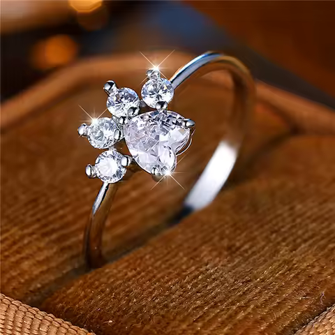Cute Female Small White Zircon Stone Heart Engagement Ring Trendy Silver Color Bride Wedding Jewelry Gift For Women