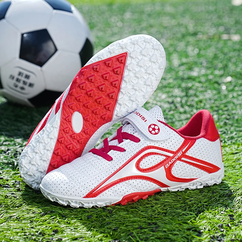 Boys Turf Soccer Shoes Kids Football Boots Fashion Children Soccer Cleats Anti Skid Child Futsal Sneakers Youth Chuteira Futebol