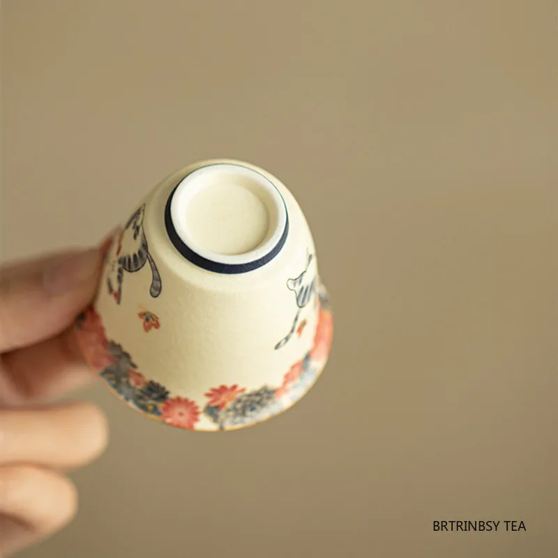 1 Pc Chinese Vintage Ceramic Tea Cup Handmade Cute Cat Tea Bowl Household Teaware Master Teacup Personal Meditation Cup 40ml view 6
