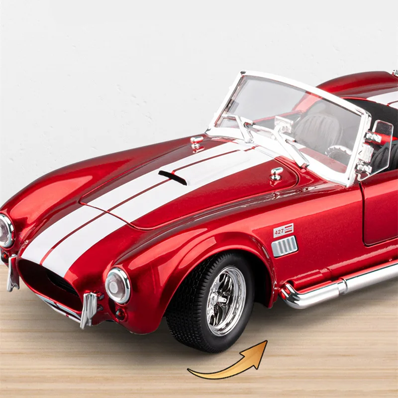 1:22 Shelby Cobra 427 S/C alliage Roadster modèle de voiture de sport en métal moulé sous pression classique rétro véhicule modèle de voiture son lumière enfant jouet cadeau