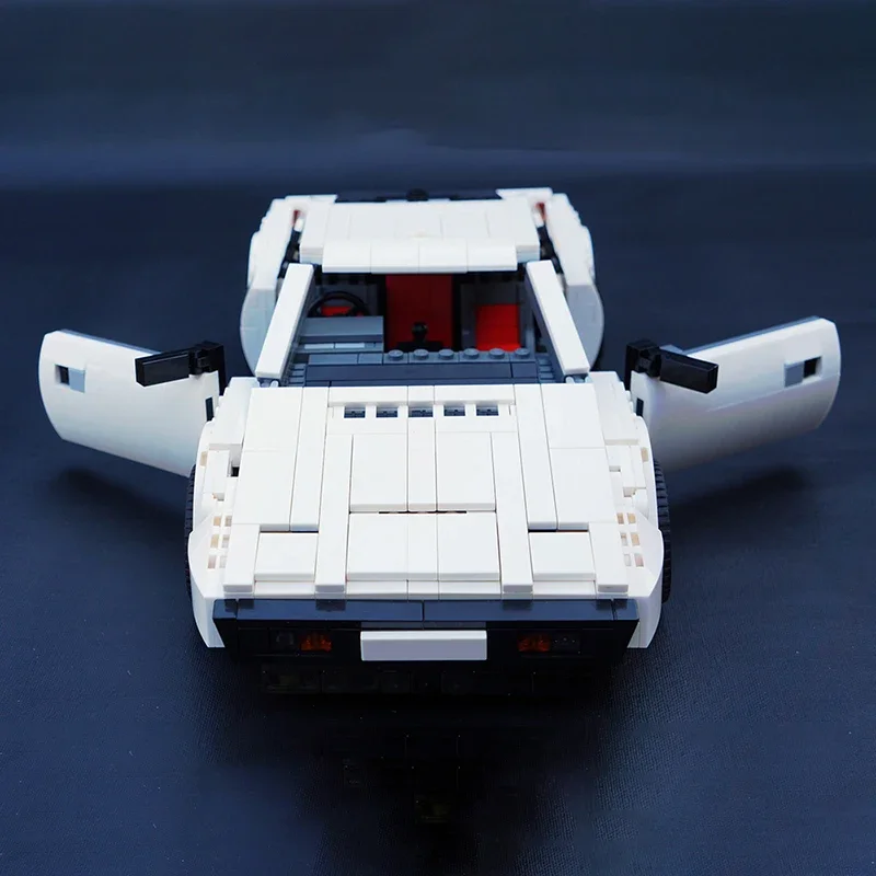 MOC Classic Movie Car Bond-007 Building Block Assembly Undersea City White Car MOC-134254 Brick Toy Gift