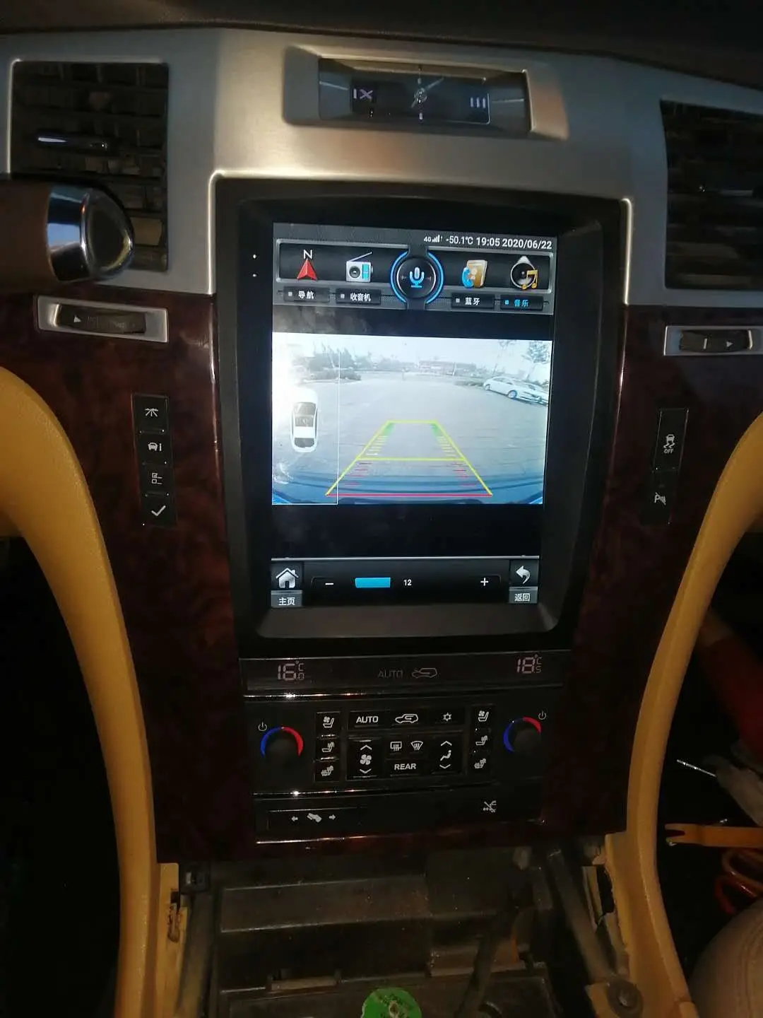 

Для Cadillac Escalade 2007-2012 Android 13 Tesla Style Автомобильная аудиосистема с GPS-навигацией для автомобиля Мультимедиа Стерео Apple Carplay