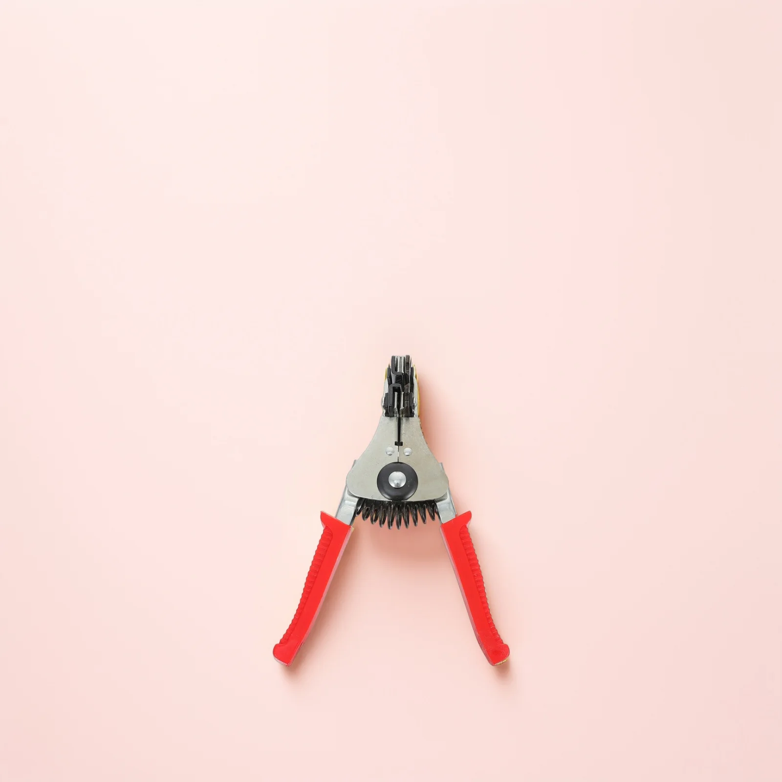 

2Pcs Strong Multi-Functional Wire Pliers Premium Carbon Steel Stripper for Household Emergency Machinery Auto Repair Jobs