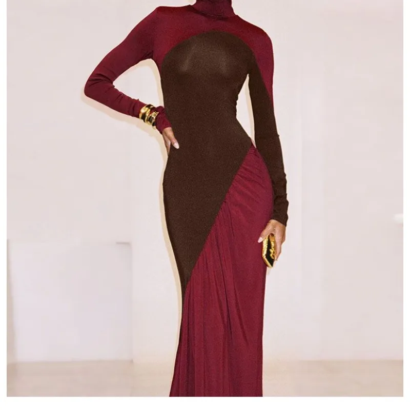 

Long-sleeved Pullover Half Turtleneck Women's Fashion Contrasting Color Stitching Irregular Pleated Dress