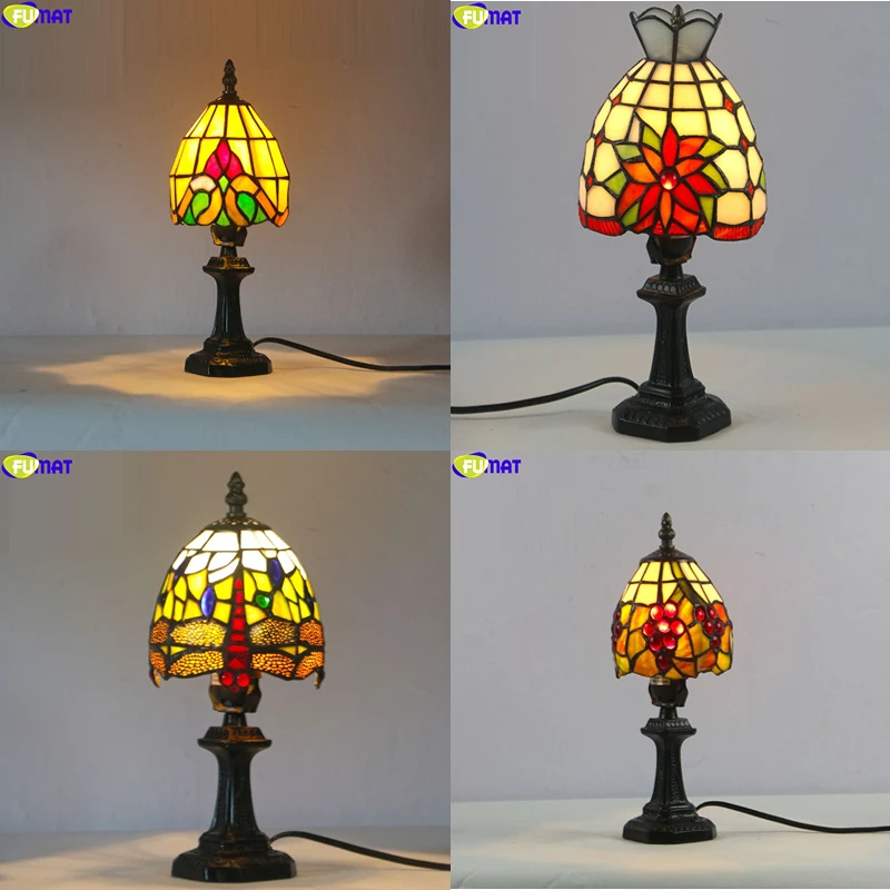 

Tiffany Retro Table Lamp Stained Glass Dragonfly Grape Pattern Art Table Lamp Bedroom Hotel Decorative Light Bedside Night Light