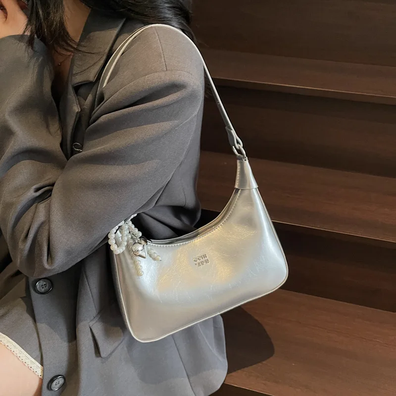 Высококачественная нишевая сумка для подмышек, женская сумка, новинка 2024, модная осенняя модная сумка на плечо, текстурированная сумка для подмышек