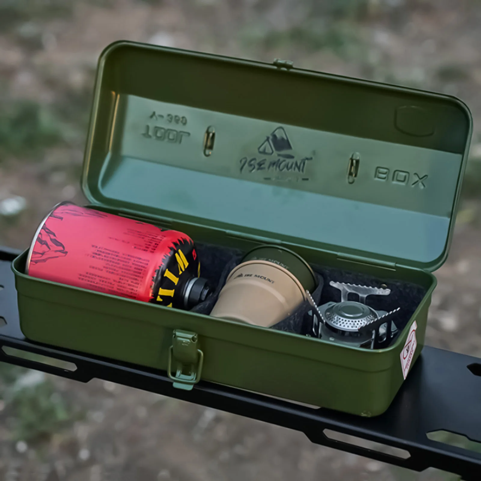 

Portable Metal Tool Storage Box with Double Lock Design Corrosion Resistant Box Suitable for Professional Mechanic