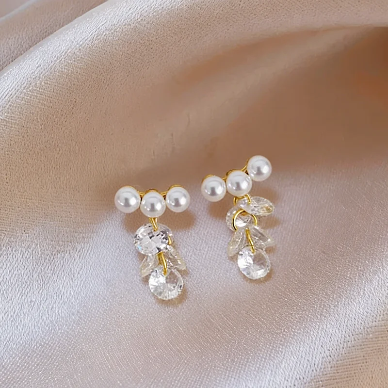 Luxuriöse und exquisite Imitationsperlen-Zirkon-Anhänger-Ohrringe für 2026 Damen-Mini-Ohrringe Vielseitige Schmuckaccessoires – Detail 3