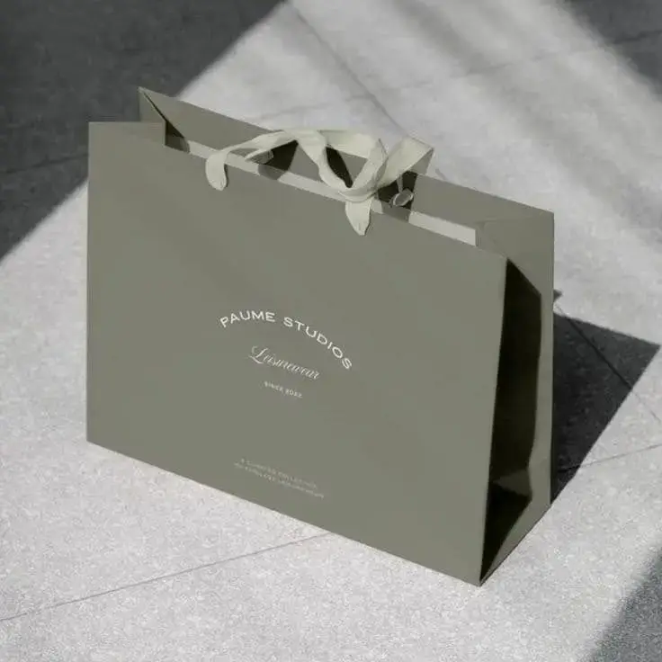 30-100 pcs Custom Gift Bags 250g thick luxury Packaging gift paper bags Jewelry pack personalized shopping paper bags with logo
