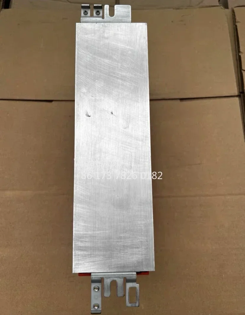 Б/у инвертор MC07B0030-5A3-4-00 протестирован нормально