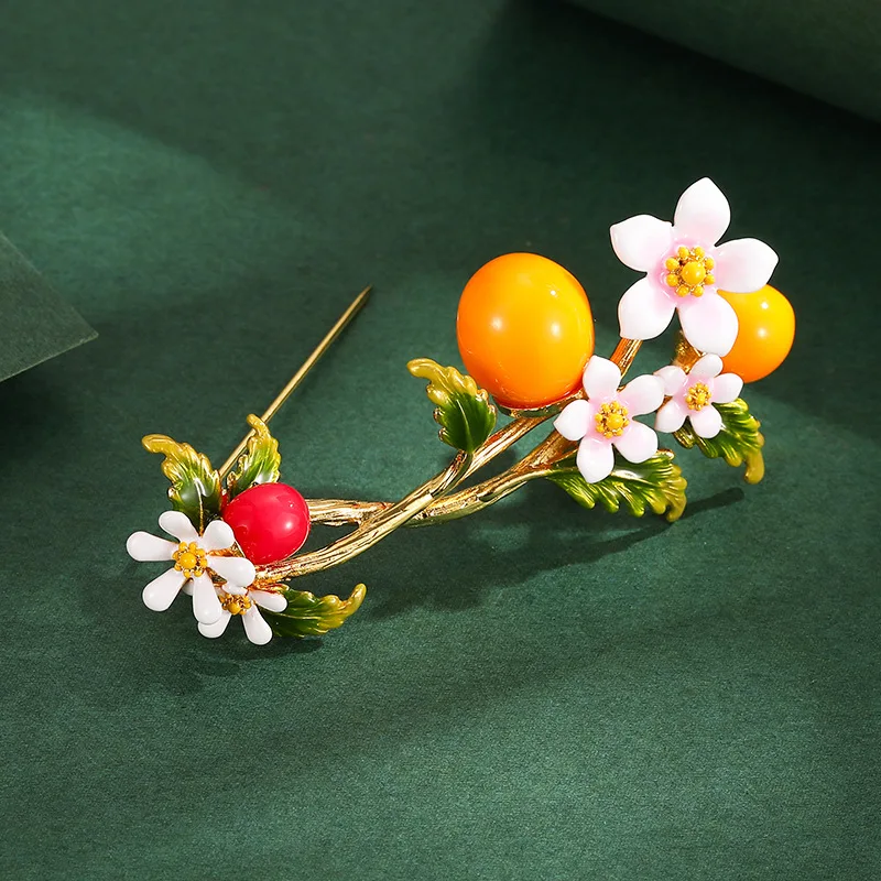

New Fashion Design Sense Hand Painted Drip Oil Flowers Tomato Brooch Petals Green Leaves Kumquat Exquisite Clothes Accessories