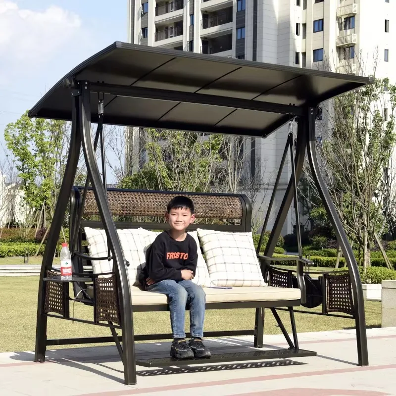 أرجوحة الشرفة الخارجية مع لوحة الكمبيوتر الصلبة مسند الظهر الروطان وسادة سميكة 3 مقعد فناء أرجوحة لحديقة الحديقة حسب الطلب