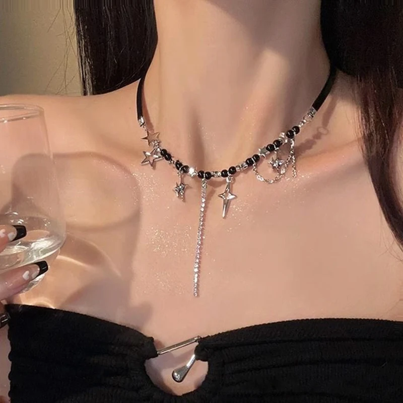 Punk Stern Pentagramm Halskette für Frauen Mode Intarsien Strass Quasten Halsband Schwarz Seil Halskette Y2K Stil Zubehör Geschenke – Detail 4