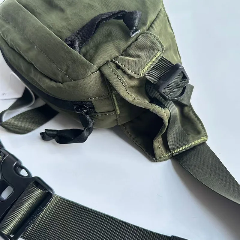 حقيبة صدر رياضية كاجوال عصرية للرجال - متعددة الوظائف، متعددة الاستخدامات، سعة كبيرة، حقيبة كروس للهاتف بكتف واحد #1