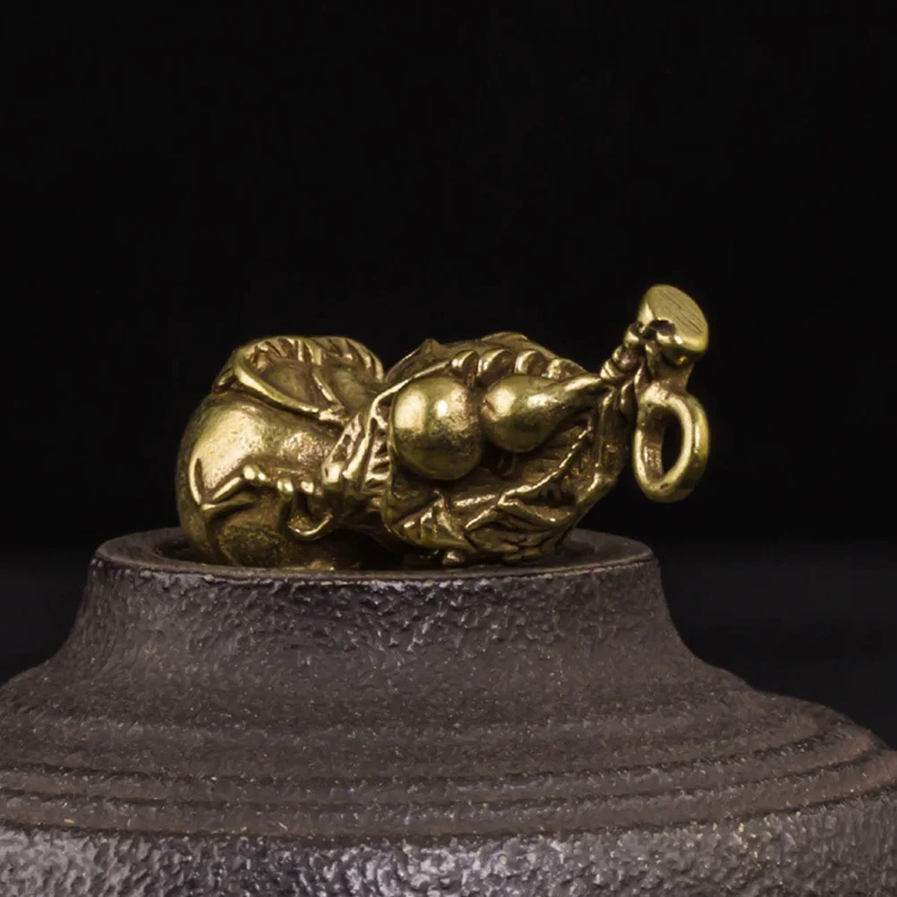 

2 шт. латунный брелок в виде тыквы, кулон, нежное креативное украшение, легкий брелок, крутой подвесной металлический брелок, кулон