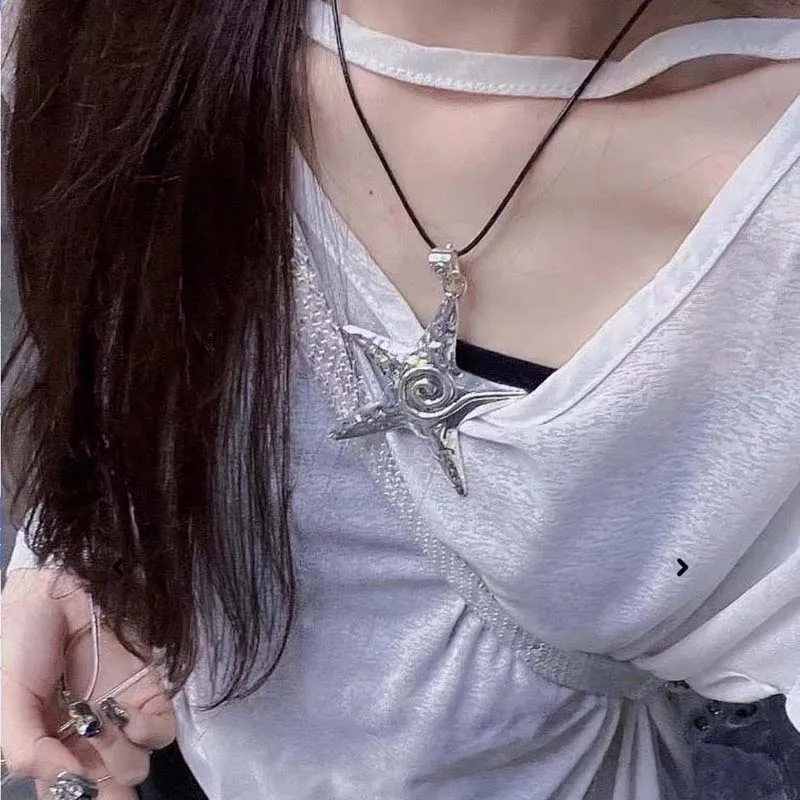 Exaggerated Metal Big Starfish Pendant Necklace for Women Gothic Hip Hop Silver Color Pentagram Star Chain Necklace Y2K Jewelry image 4
