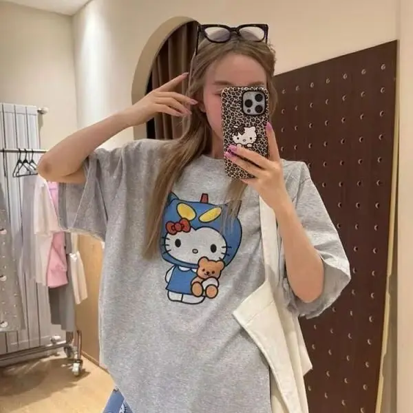 Short Sleeved Hello Kitty Printed T-Shirt Sanrio Women's Summer New Loose Design Versatile Pure Cotton Tops Fun Street Fashion - view 5