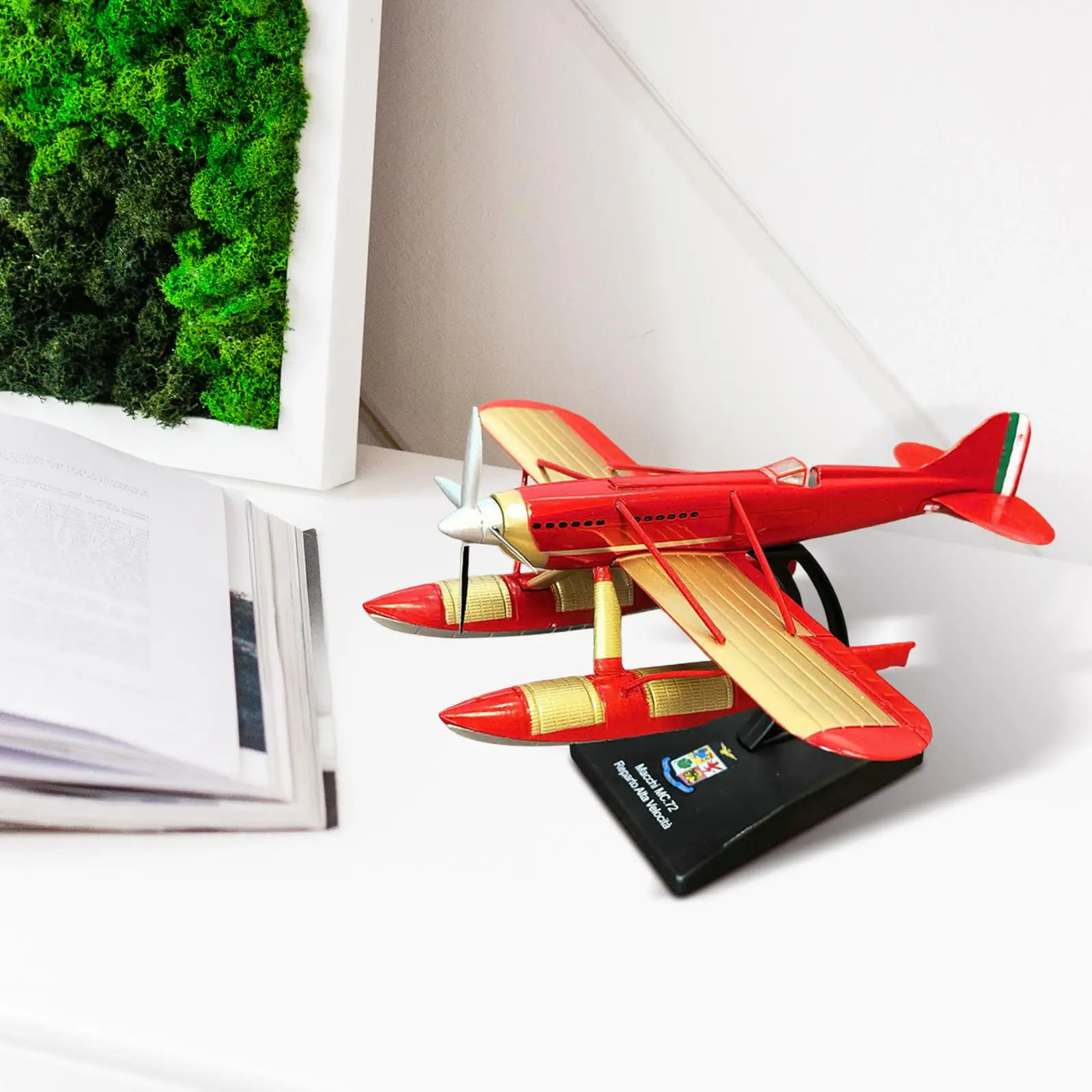 

1/72 Scale Diecast Aircraft Men Gift Metal Tabletop Decor Home Decor Realistic Water Plane for Living Room Cafe Shelf TV Cabinet