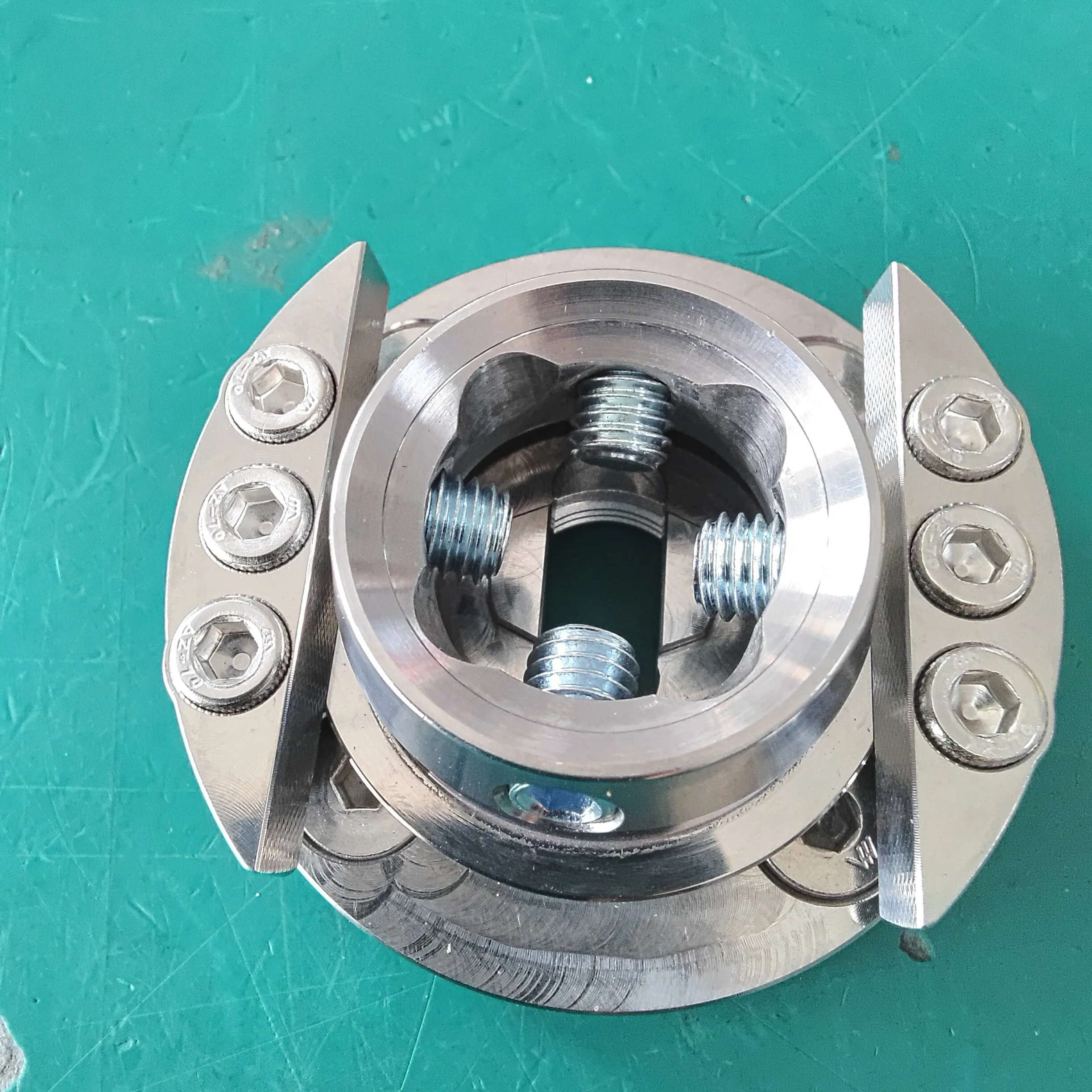 Adjustable Circular Limb Translation Disc Prosthesis Length Adjuster Multi-directional Alignment Correction Disc Universal Join