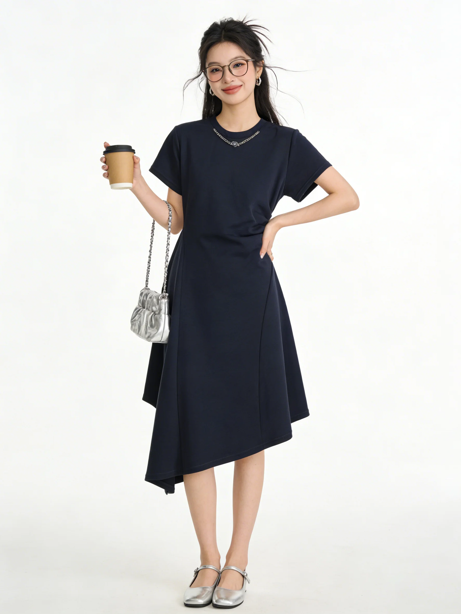 

Retro Minimalist Summer Dress Irregular Hem Short Sleeve Gathered Waist Slimming round Neck T-Shirt Dress Korean Style A-Line...