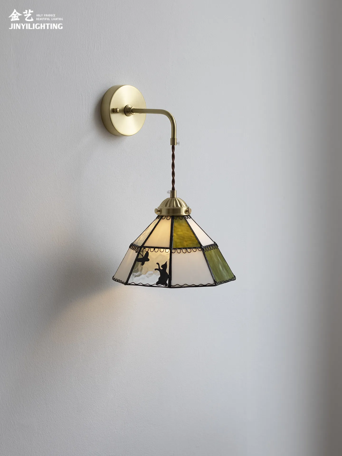 Cat chasing butterfly Japanese style creative glass wall lamp retro niche design bedside bathroom homestay all copper wall lamp