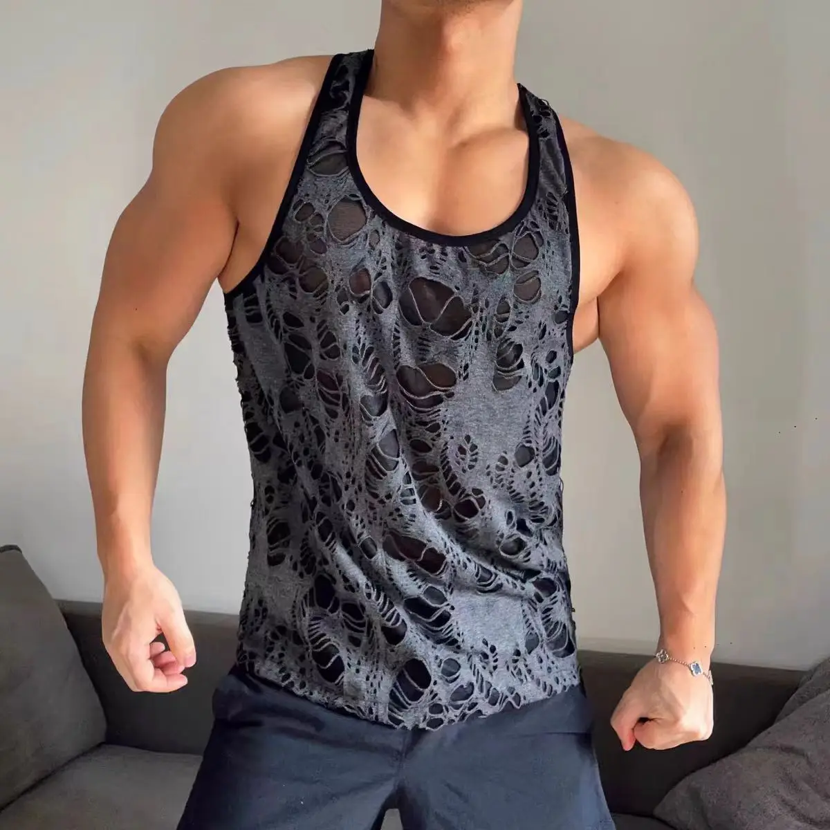 Men's sleeveless Muscle Kam Shoulder Sexy Hollow Tank Top Sleeveless Sports Fitness Bar Singer Dancer Stage Show Dancewear