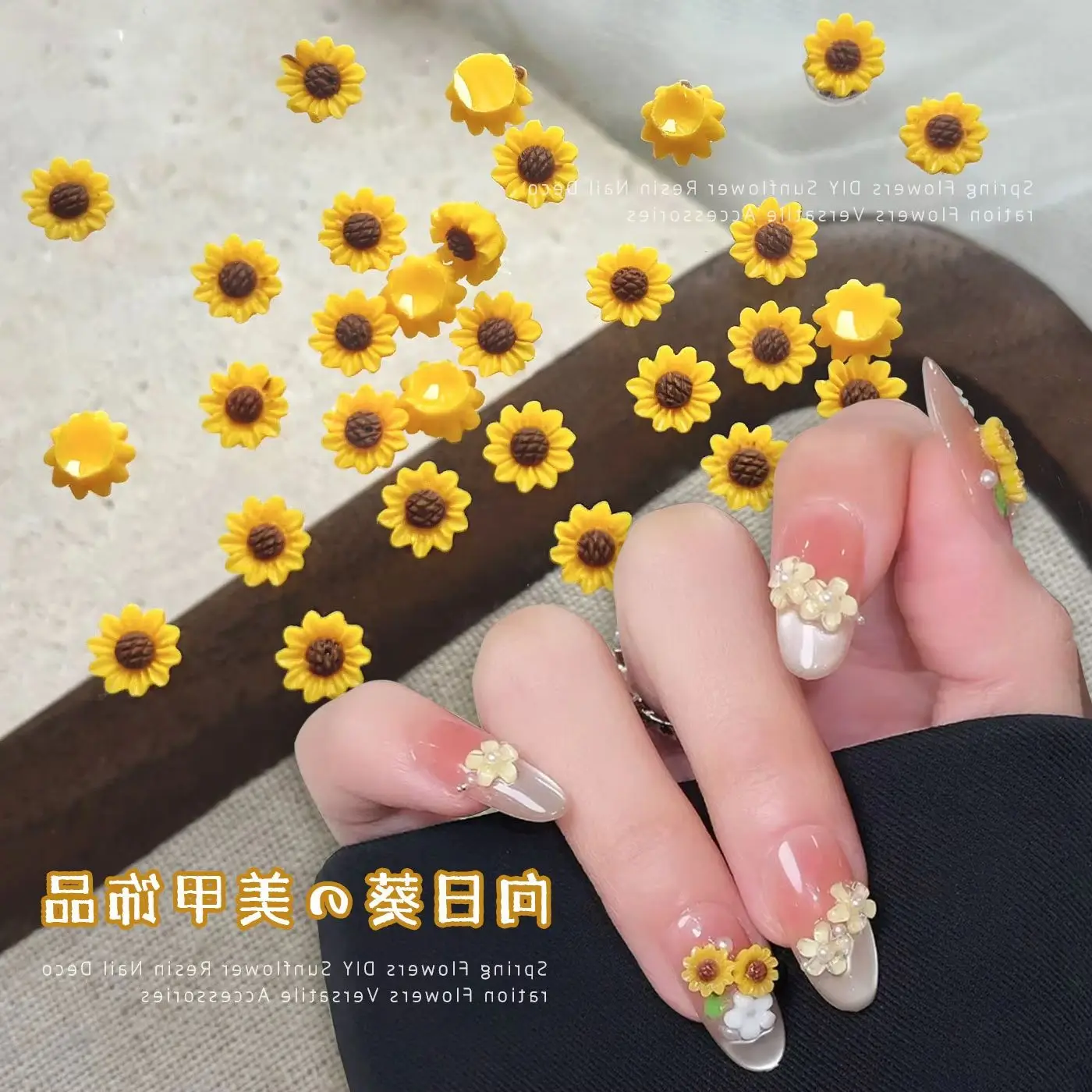 100 Stück 3D Realistische Frische Sonnenblumen-Nagelblumen Langlebige Gelbe Sonnenblumen-Harzblumen für Frühling & Sommer Nageldekoration