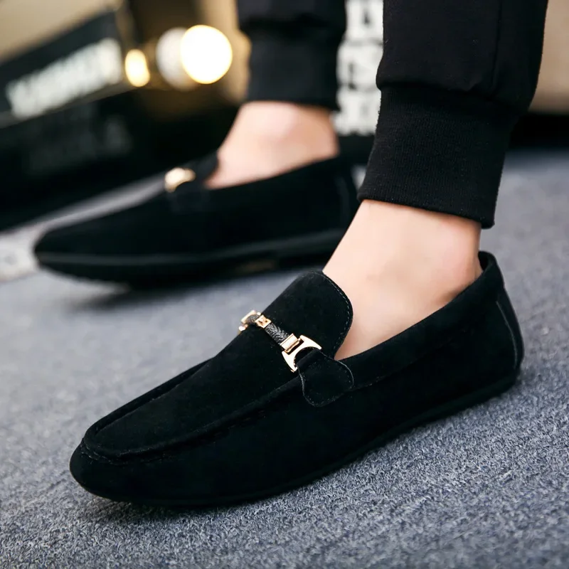Men's Casual Shoes Red Loafers Cleat Shoes Metal Trim Adulto Driving Moccasin Soft Comfortable Casual Shoes Men's Sneakers Flats