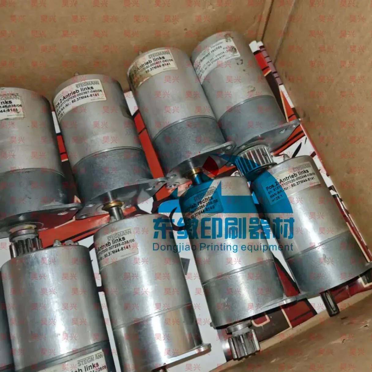 

Original Disassembled Motor 80.37M44-8141 for Roland 700 Printing Machine