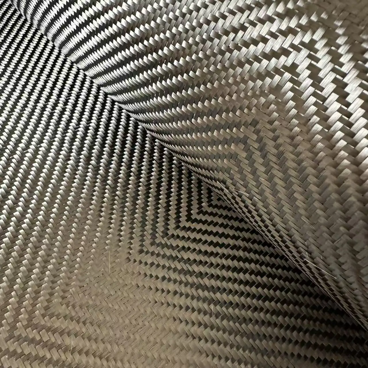 3k280g Diagonales V-förmiges Kohlefaser-Gewebe, reines Kohlefaser-Gewebe mit hoher Festigkeit und schönem Aussehen, Breite 50 cm (20 Zoll) – Detail 3