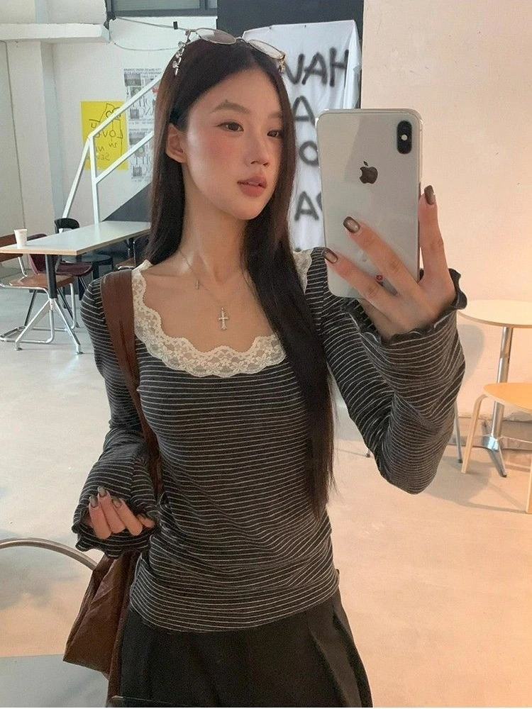 Women's Grey Black Striped Long Sleeve T-Shirt-Square Neck White Lace Detail Slim Fit Top, Sweet Korean Casual Top Spring Autumn