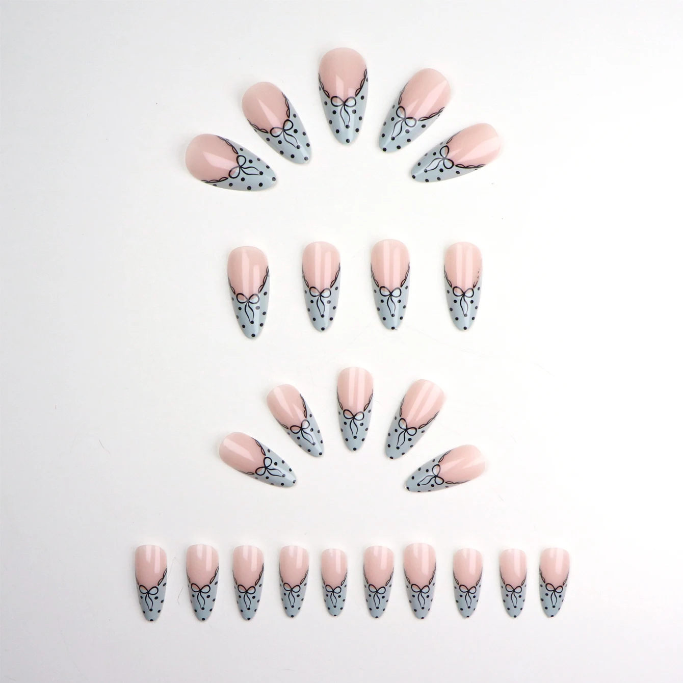 24-teiliges Set „Upgrade Your Look With White French Bow“ mit Punkten-Design, 1 Nagelfeile und 1 Nagelkleber-Aufkleber-Set für Nägel