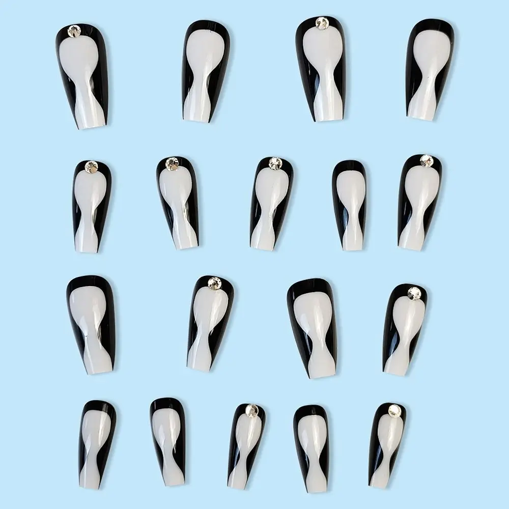 เล็บปลอมลายเส้นแรด 24 ชิ้น/กล่อง ไล่สีกลิตเตอร์ พร้อมสติกเกอร์เจลลี่ เล็บปลอมสีทองฟอยล์ ปิดเต็มเล็บ