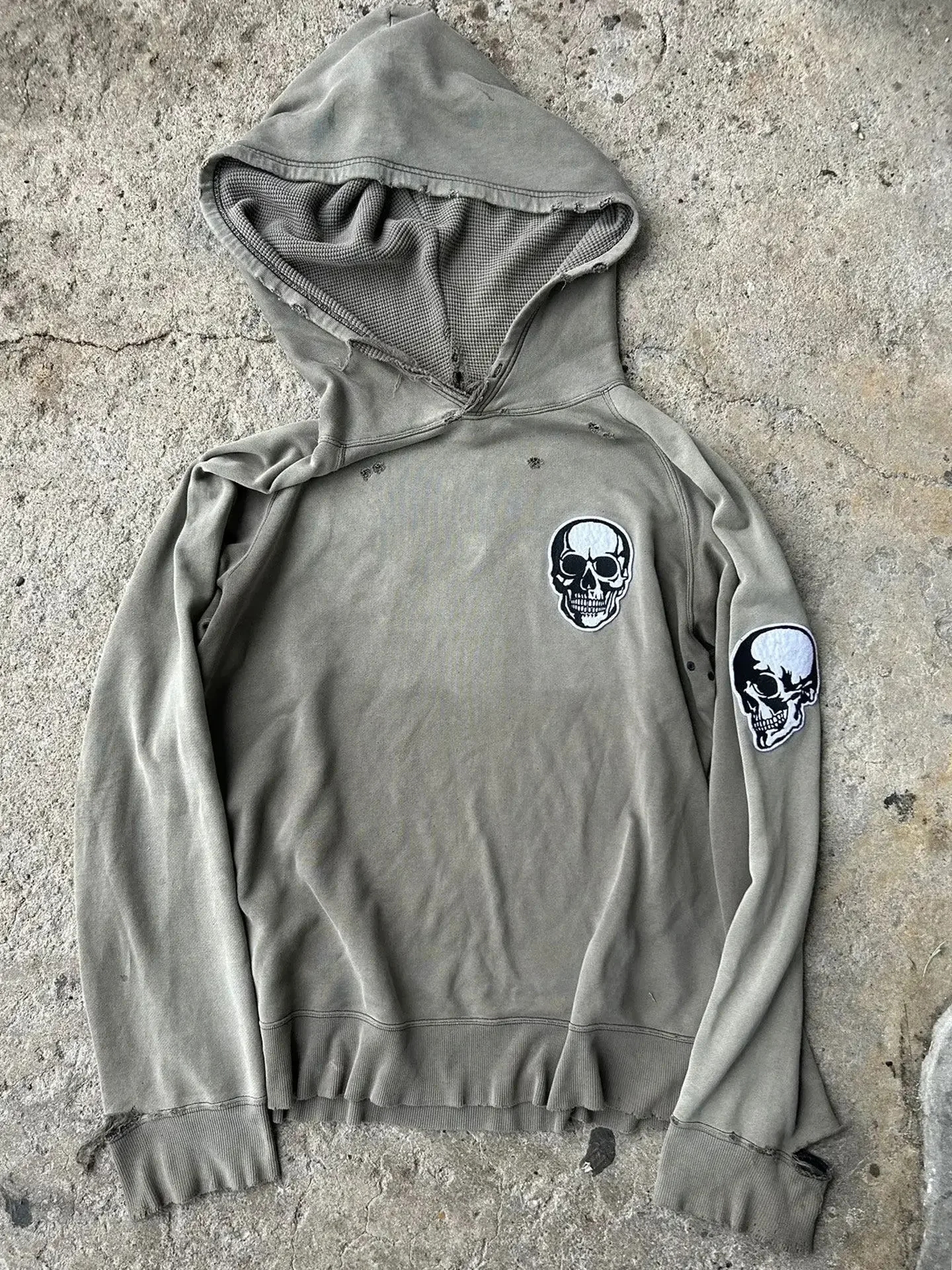 

Number (N) ine SS04 Double Skull Hooded Sweater