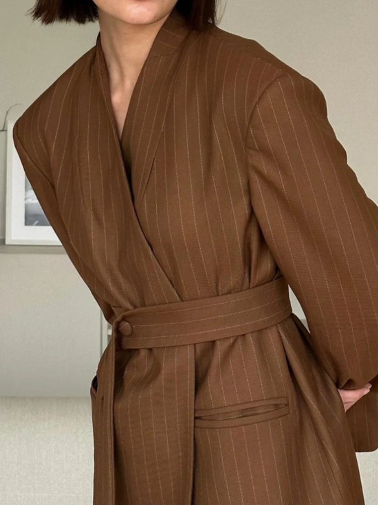 Tossy الخامس الرقبة مخطط مربوط دعوى السراويل قطعتين مجموعة التنقل موضة طويلة الأكمام الخريف 2024 المرقعة سراويل نسائية مجموعات #4