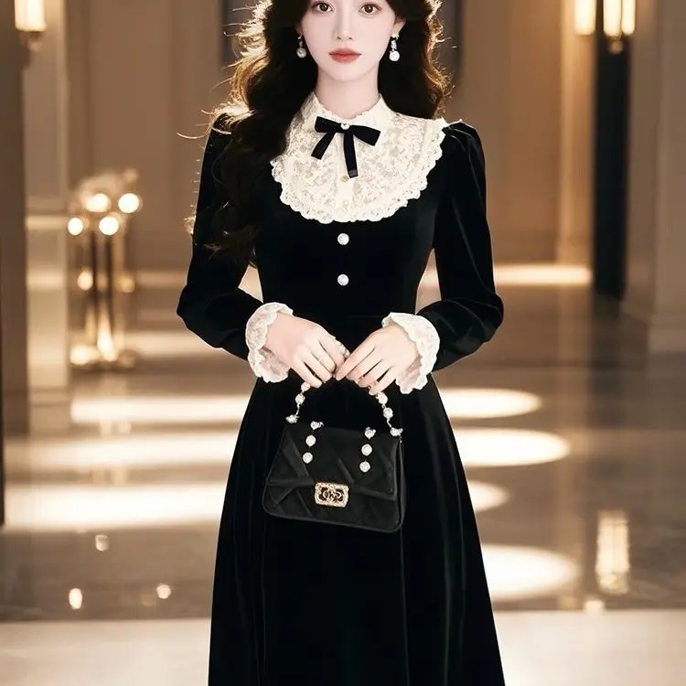 

New High End Hepburn Velvet Dress Women Fashion Lace Patcwork Bow Puff Sleeve Midi Length Elegant Dresses Vestidos Autumn Winter