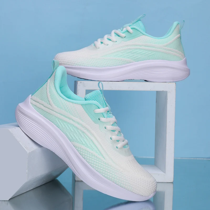 รองเท้าวิ่งผู้ชายใหม่รองเท้าสบายๆ LACE-up Breathable สบายรองเท้าผ้าใบ Blade Loafers แบรนด์แฟชั่นกลางแจ้ง