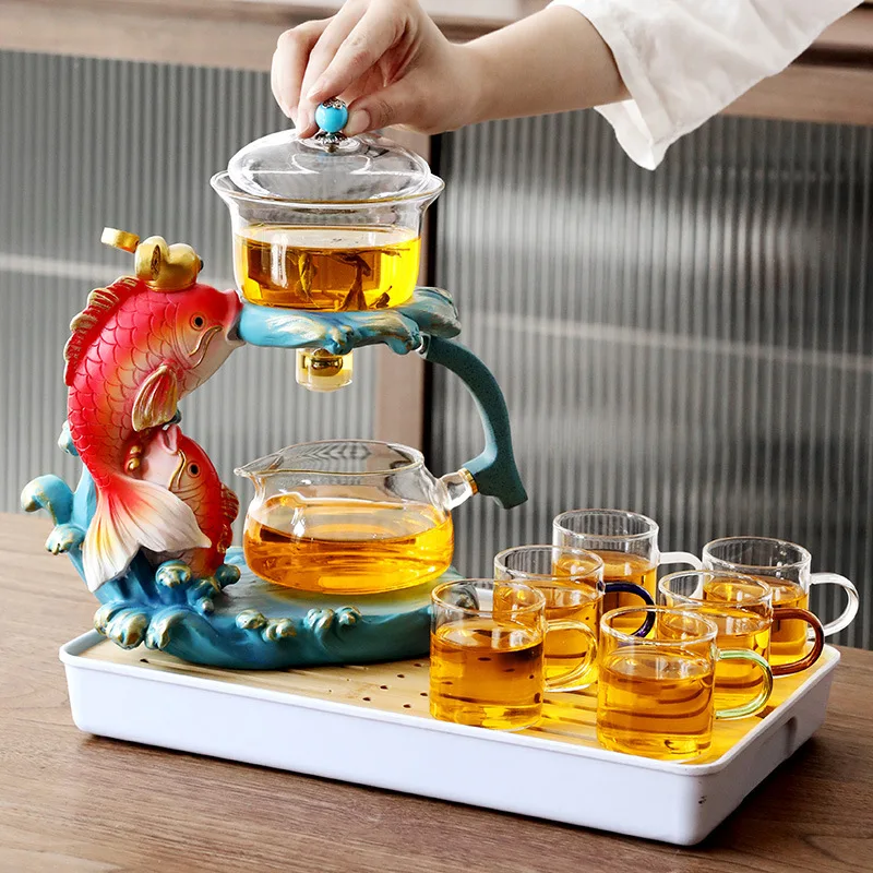 BOZZH New Arrival Creative Fish Magnetic Teapot Glass Lazy Automatic Tea Making Household Pu'er Oolong Tea Set Infuser Drinking