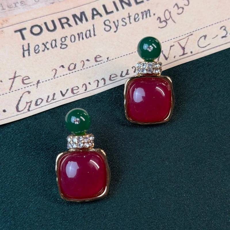 

Vintage Red Agate Green Glass Square Earrings Gold Color Trendy Art Deco Jewelry For Woman Luxury Antique Brand Gift Anniversary