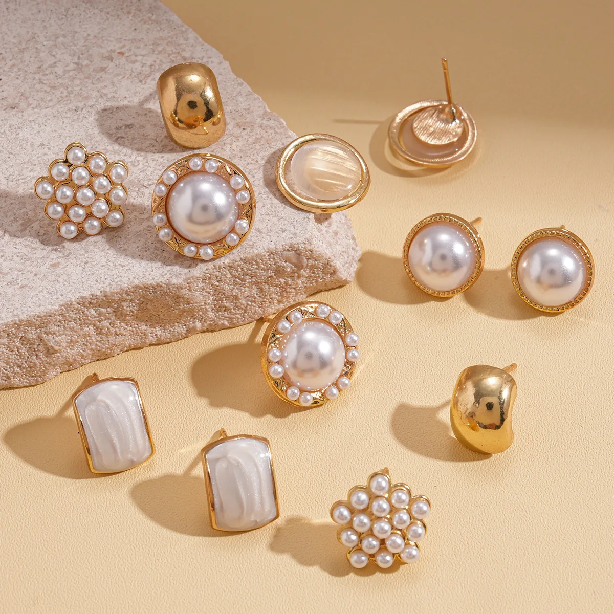 

12 Pcs Cute Round Square Imitation Pearl Stud Earrings Small French Simple Metal Ear Studs for Women Daily Fancy Jewelry Sets