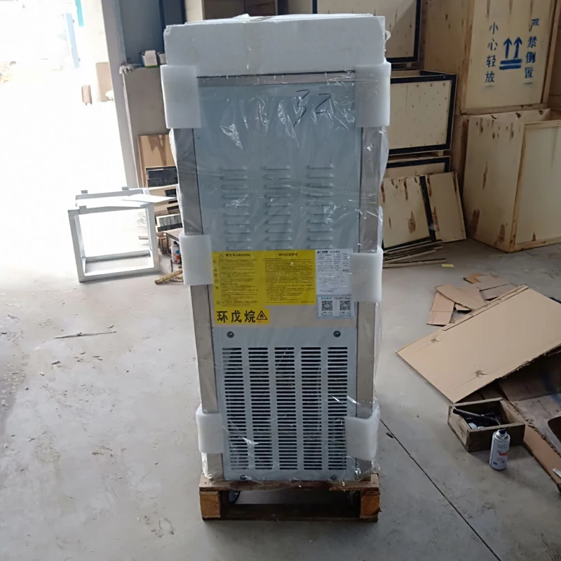 ماكينة بيع الآيس كريم الناعمة الأوتوماتيكية بالكامل لوحة LCD الكهربائية ماكينة بيع الآيس كريم الزبادي