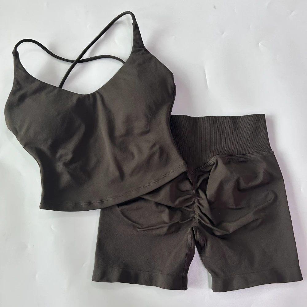 2-teiliges Gym-Set für Damen, nahtloses, rückenfreies Top mit Trägern, High-Waist-Yoga-Shorts, Fitnessanzug, Sportbekleidung, Workout-Set – Detail 11