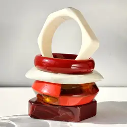 Fashion Thick Red and White Irregular Geometric Square Round Resin Bracelet for Women Girls Daily Stacked Jewelry