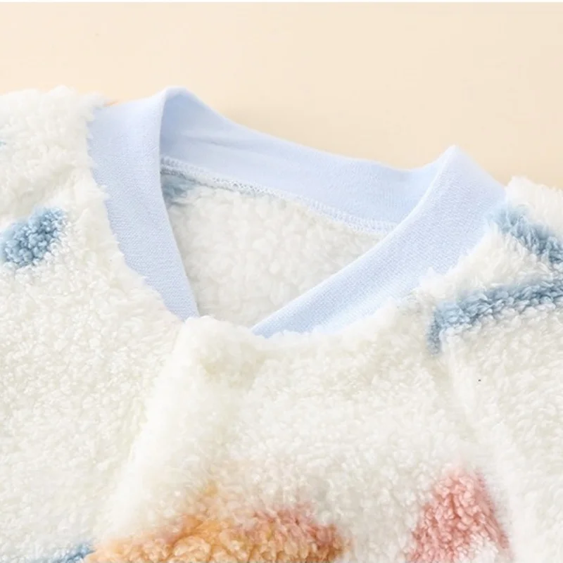 2026 Jungen Mädchen Winter Frühling Overall 0-24 M Neugeborenen Fleece Gefüttert Langarm Onesie Infant Cartoon Print Weiche warme Baby Strampler – Detail 6